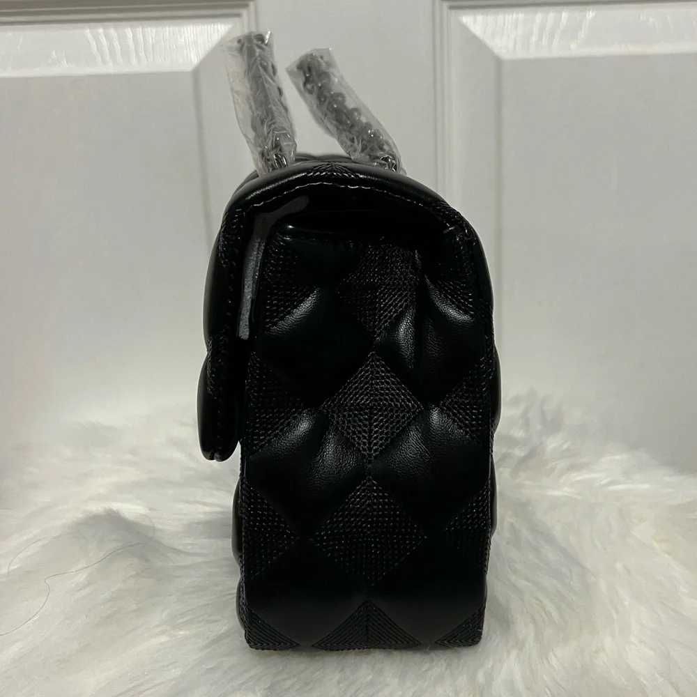 💗 *NEW* Elegant Black‎ Quilted Women's Bag